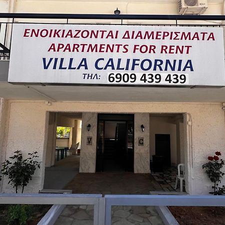 Villa California Paralia Dionysiou Buitenkant foto