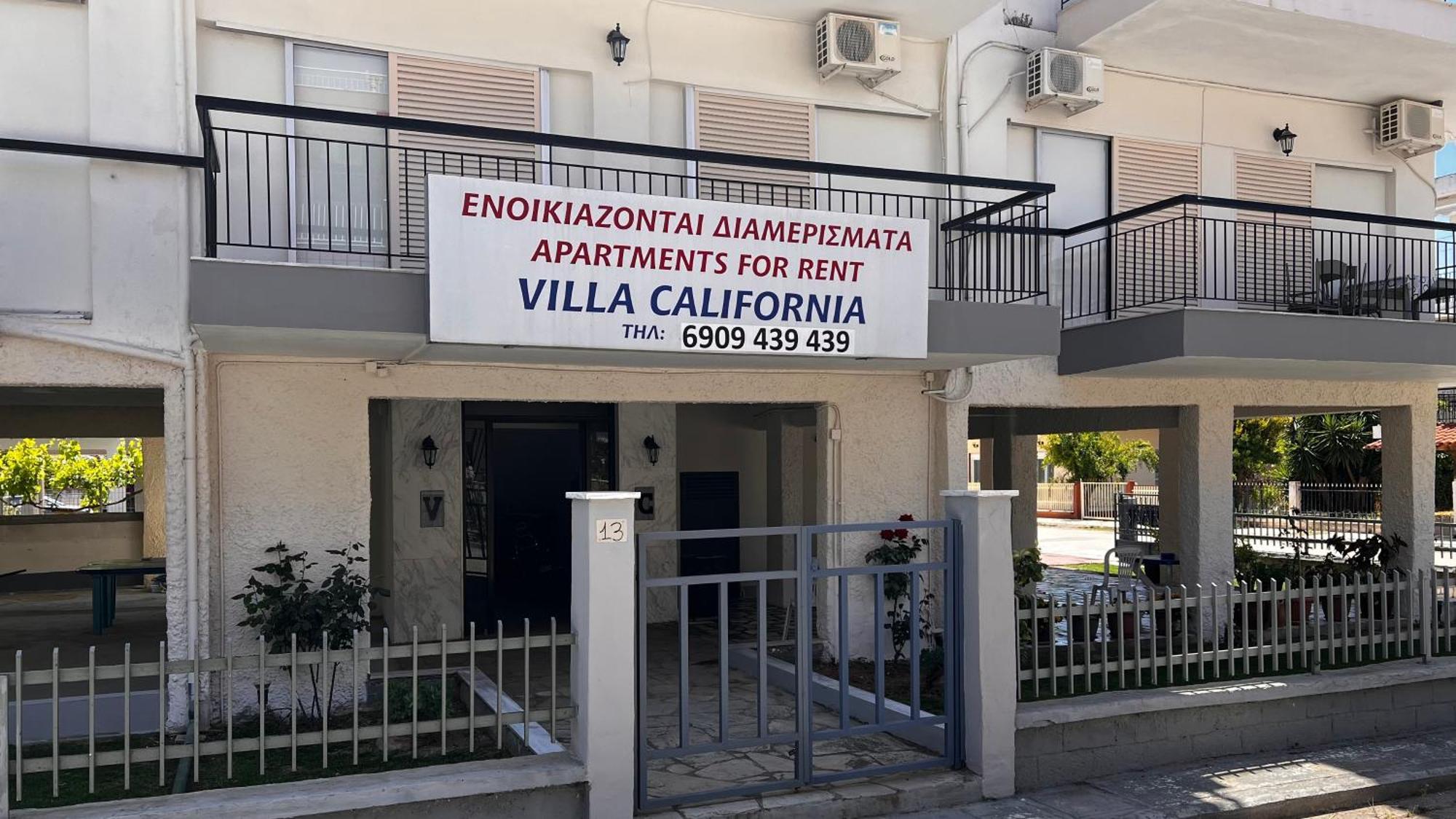 Villa California Paralia Dionysiou Buitenkant foto