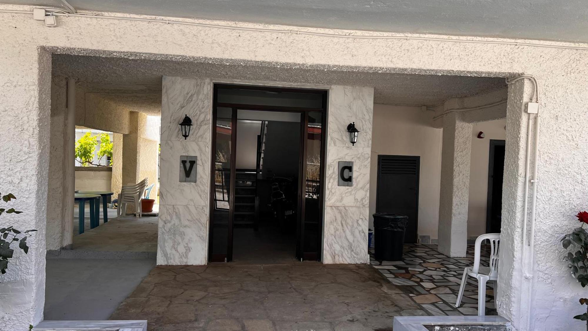Villa California Paralia Dionysiou Buitenkant foto